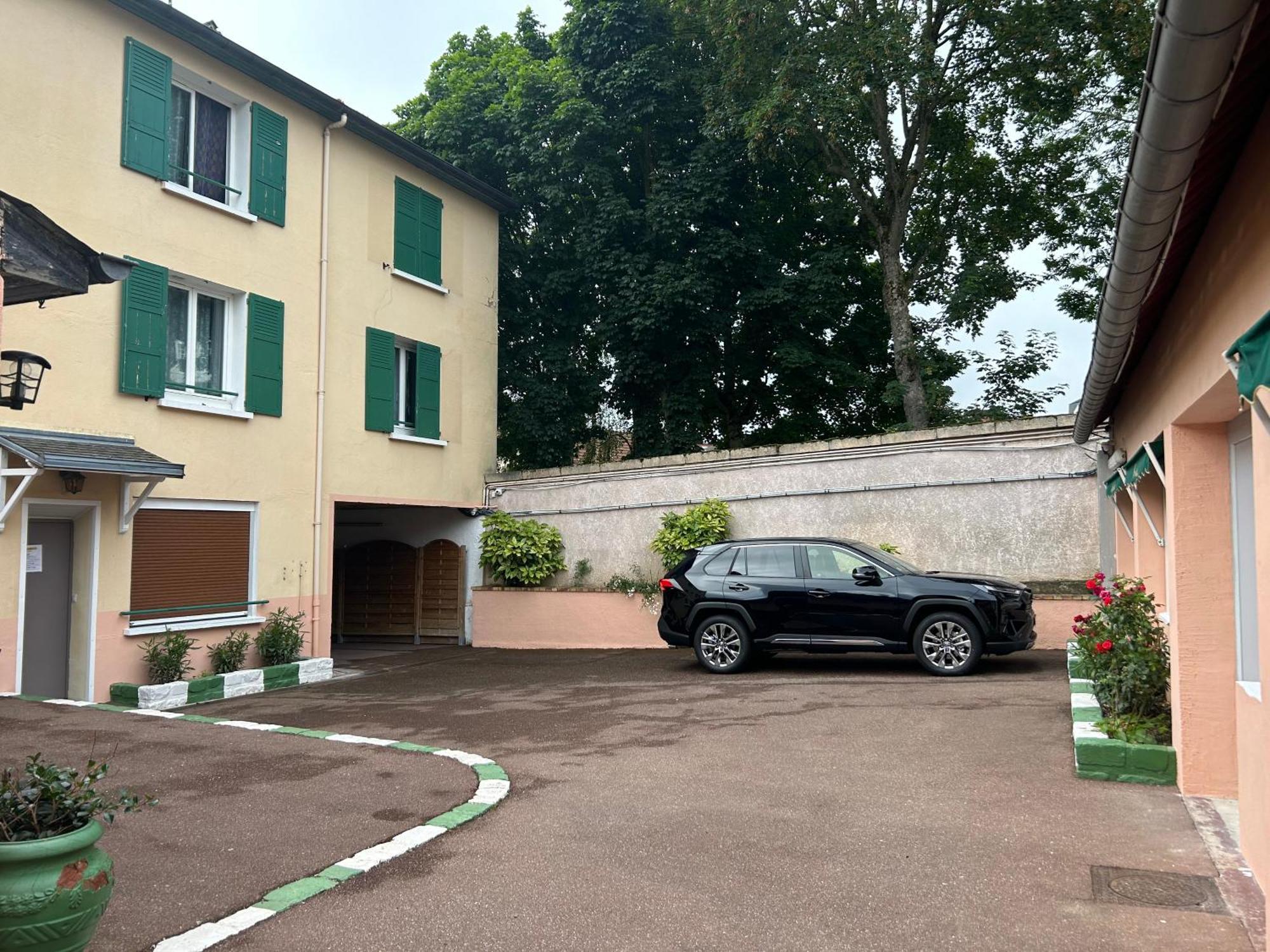 Hotel St Charles Rambouillet Exterior photo