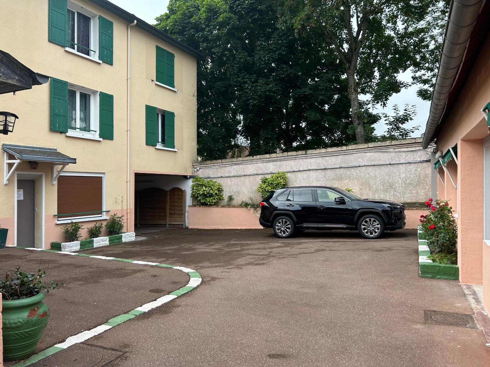 Hotel St Charles Rambouillet Exterior photo