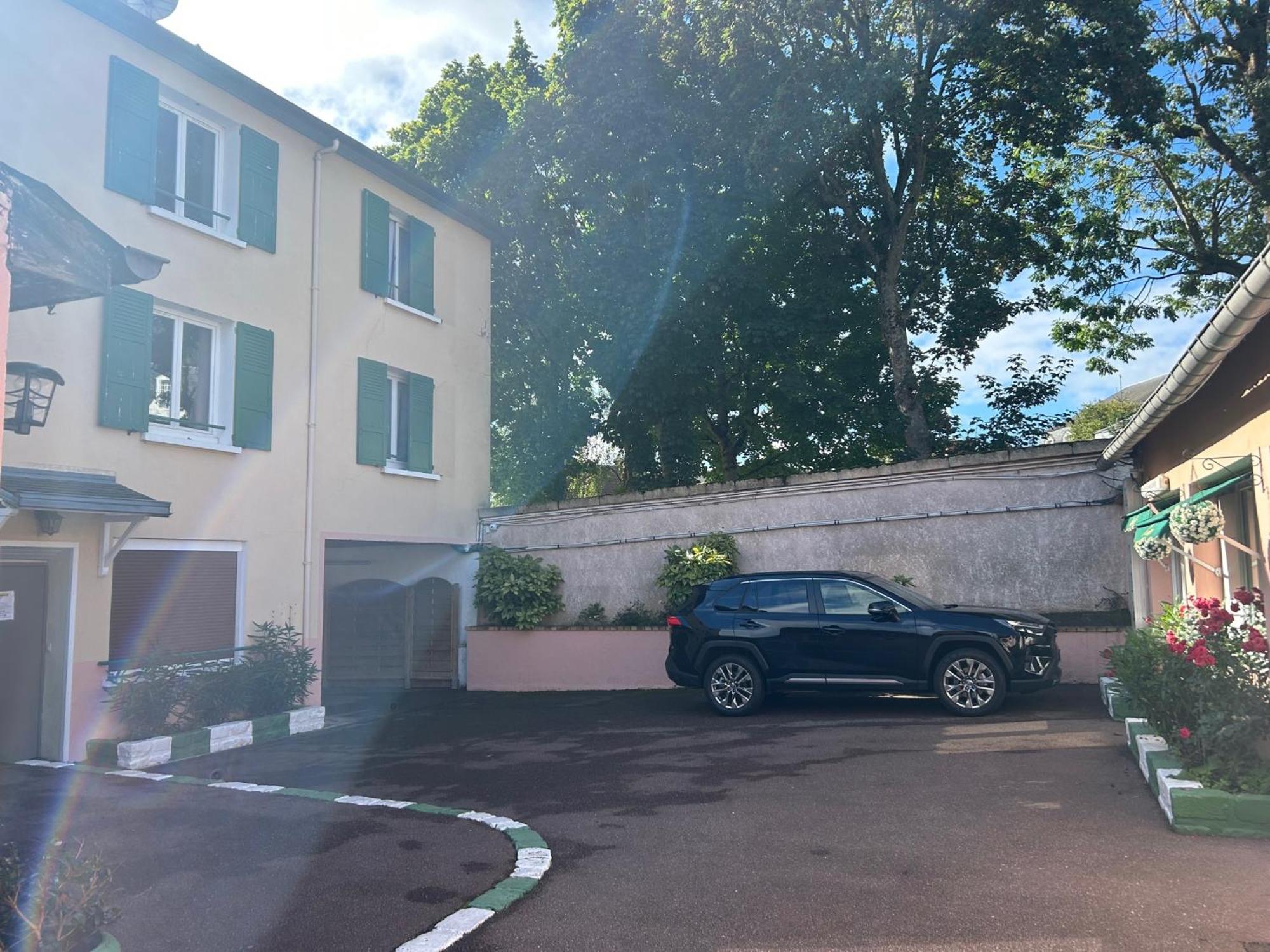 Hotel St Charles Rambouillet Exterior photo
